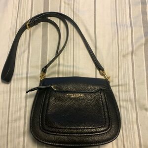 Black leather shoulder/crossbody handbag with adjustable straps